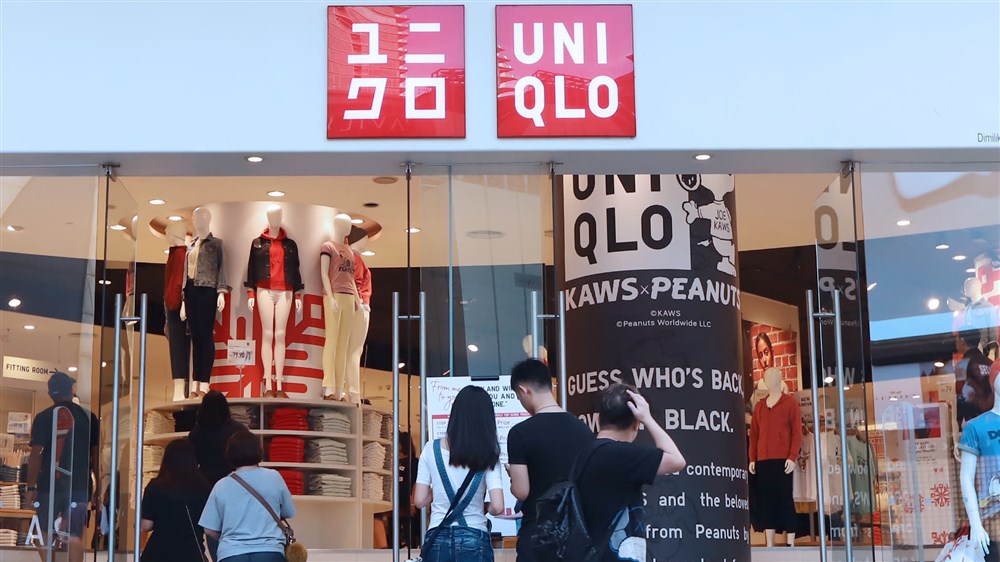 Uniqlo đóng 9 cửa hàng thời trang tại Hàn Quốc