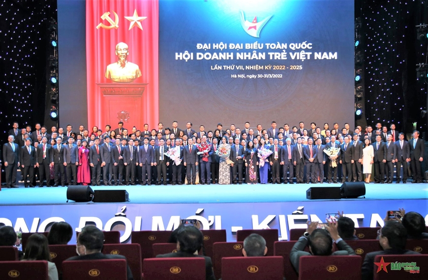 Phiên trọng thể Đại hội đại biểu toàn quốc Hội Doanh nhân trẻ Việt Nam lần thứ VII